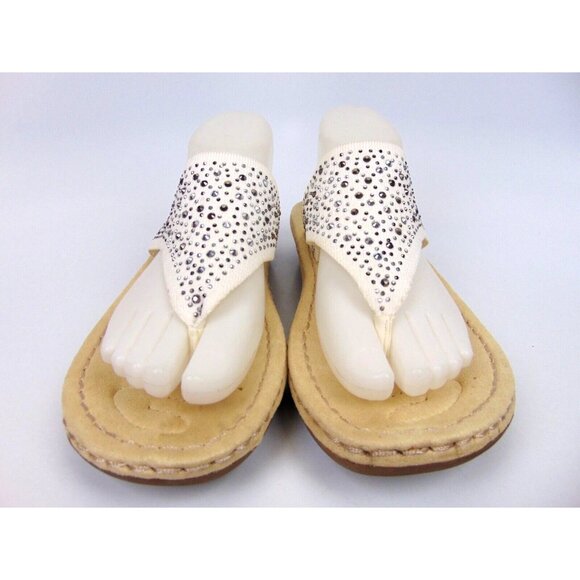 Cliffs By White Mountain Calling Low Wedge Sandals, Women's Size 7/8 Med, White - Picture 3 of 6